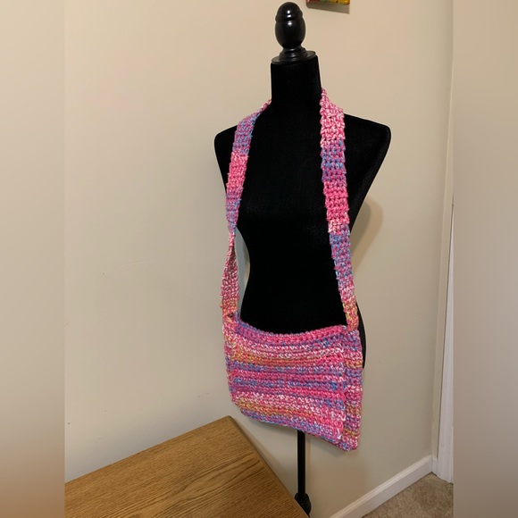Crossbody Bag Handmade Crocheted - Picture 5 of 14